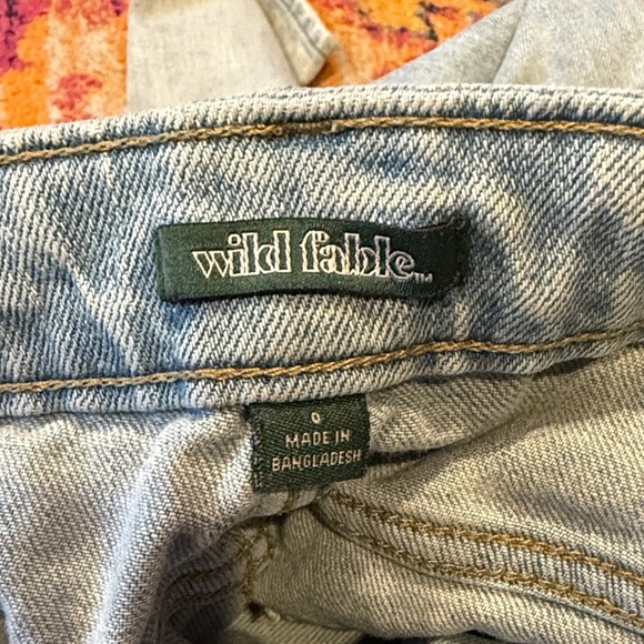 Wild Fable Light Blue Ripped Boyfriend Jeans - Picture 8 of 10